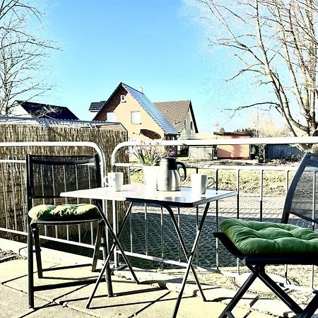 F-1010 Strandhaus Moenchgut Bed&Breakfast Dz 28 Terrasse Strandnah, Inkl Fruehstueck Lobbe Ngoại thất bức ảnh